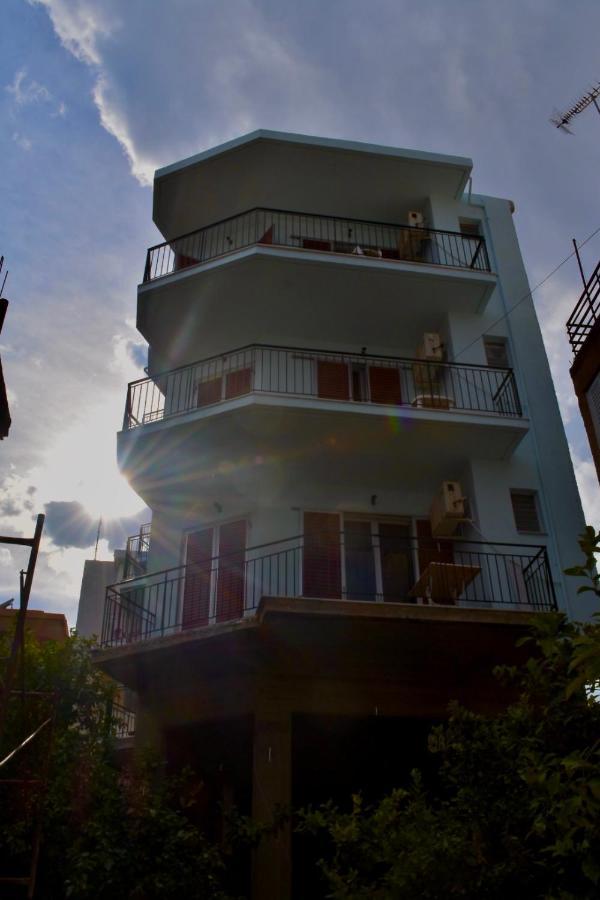 Bob'S Apartments Tolón Dış mekan fotoğraf