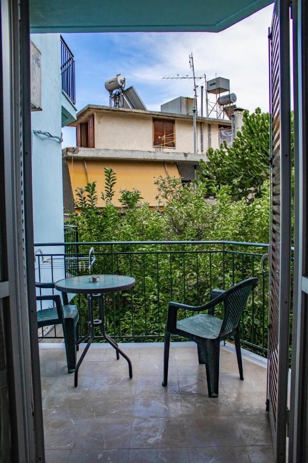 Bob'S Apartments Tolón Dış mekan fotoğraf